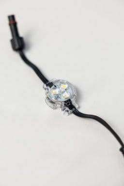 RGBW ASCEND 3000K 12V LED (SINGLE LIGHT) - Image 2
