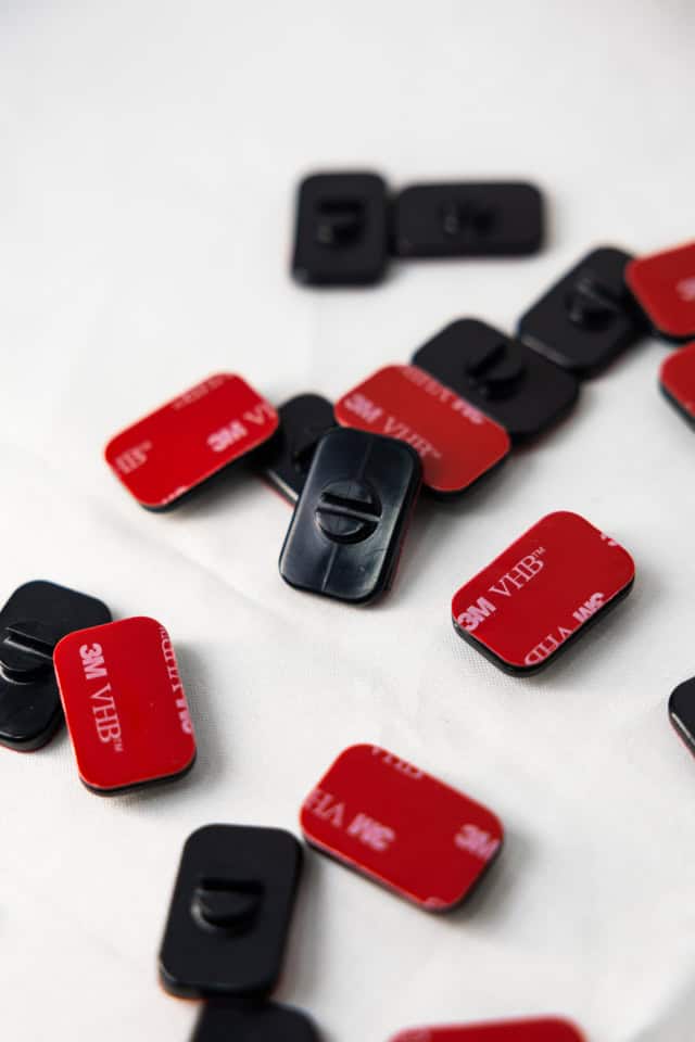 Sticky Snap Black