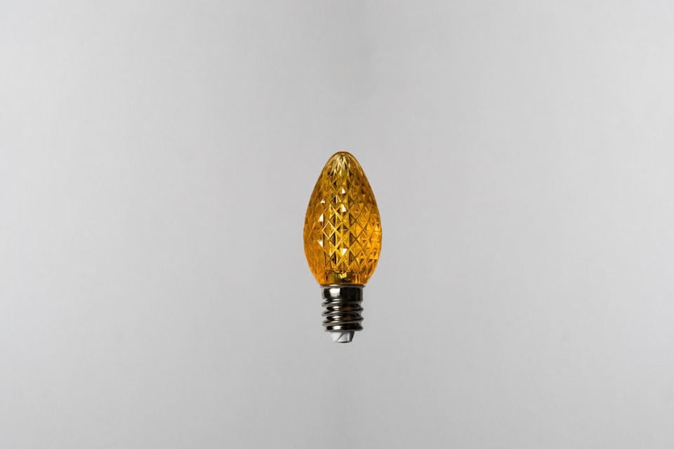 C7 Yellow Faceted