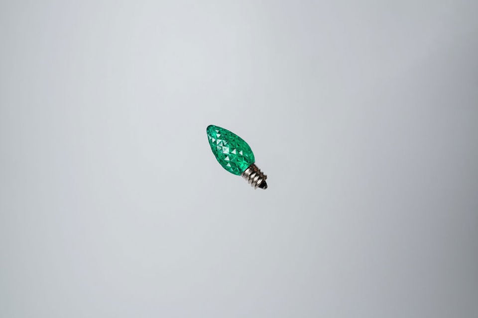 C7 Green Faceted
