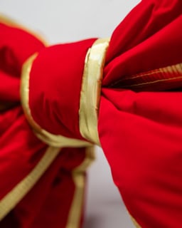 Red Bow w/ Gold Trim - Image 4