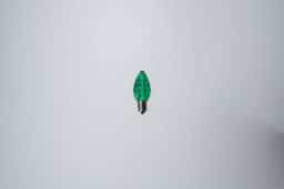 C7 Green Faceted - Image 2