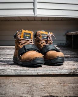 Cougar Paw Performer Boot Size 9.5